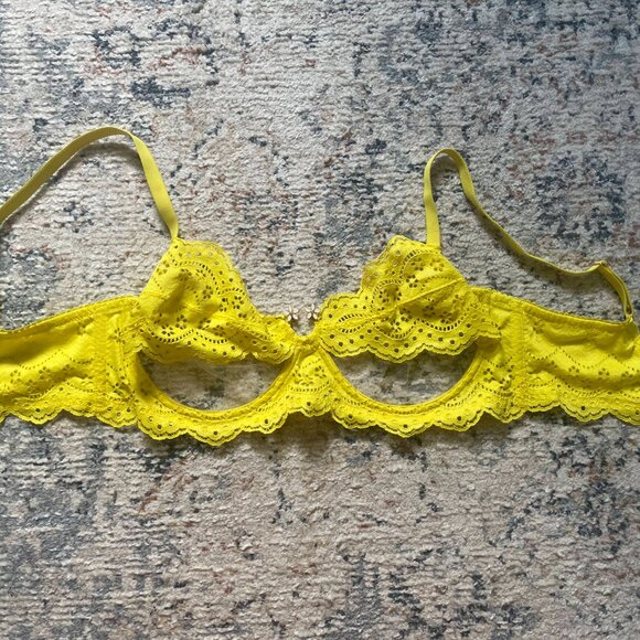 Savage X Fenty - Bombshell Broderie Unlined Lace Balconette Bra - Picture 1 of 2
